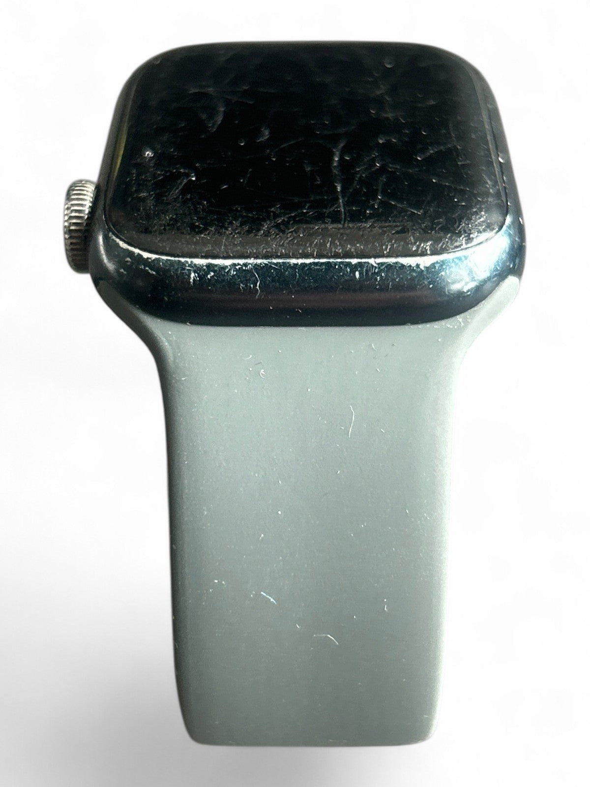 8930472